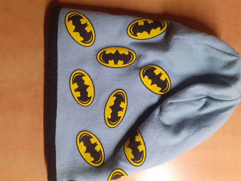 Czapka niebieska/ batman