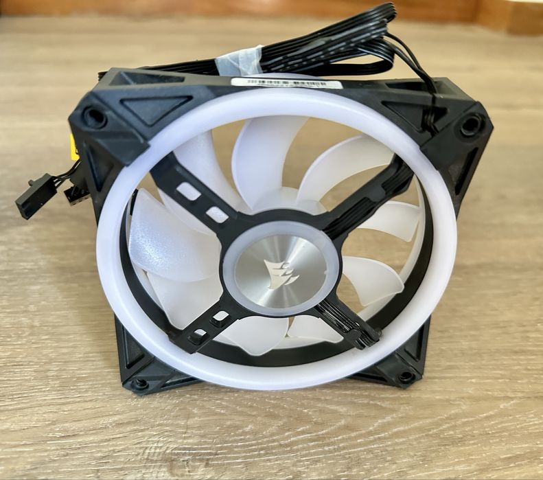 Corsair iCUE H150i Elite Capellix XT 360mm + 3x QL120 RGB + Hub RGB