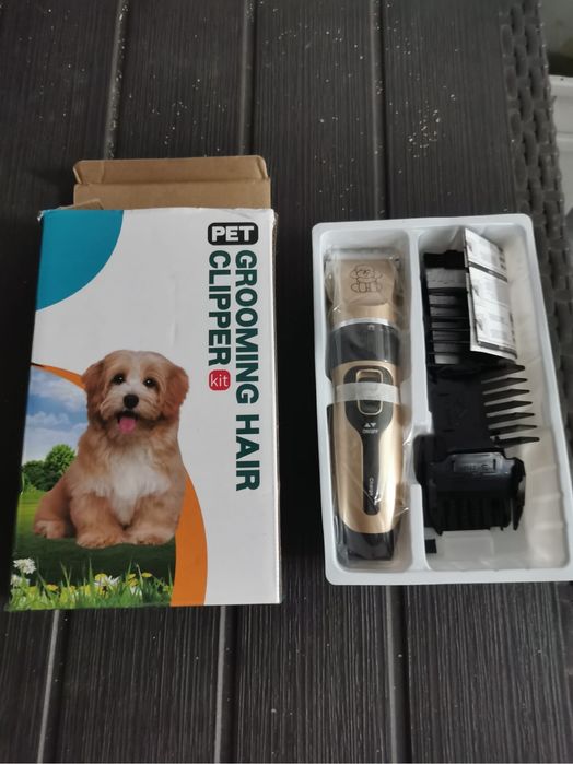 Maquina de tosquiar para caes nova