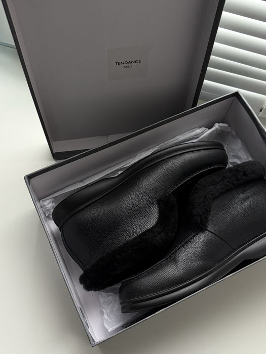 Женские черные ботинки лоферы кожа с овчиным мехом tendance paris