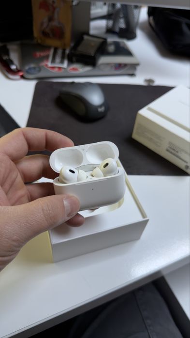 apple airpods 2 pro стан 4/5