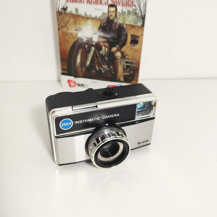 Kolekcjonerski Aparat foto Kodaka KODAK Instamatic 255X z 1970 roku