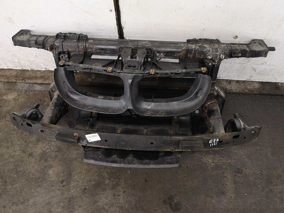 Pas przedni belka wzmocnienie kierownica powietrza bmw 1 E87 E81 2004-2011 KOMPLETNY