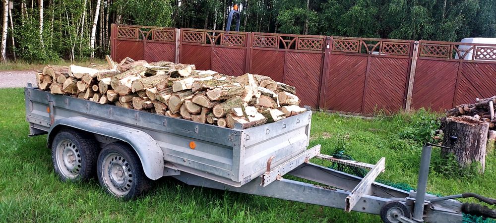 Drewno Opałowe suche Dąb Akacja Grab