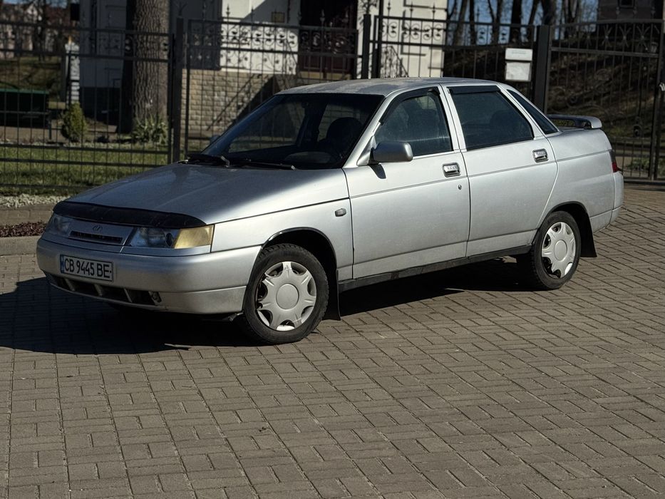 ВАЗ 2110.