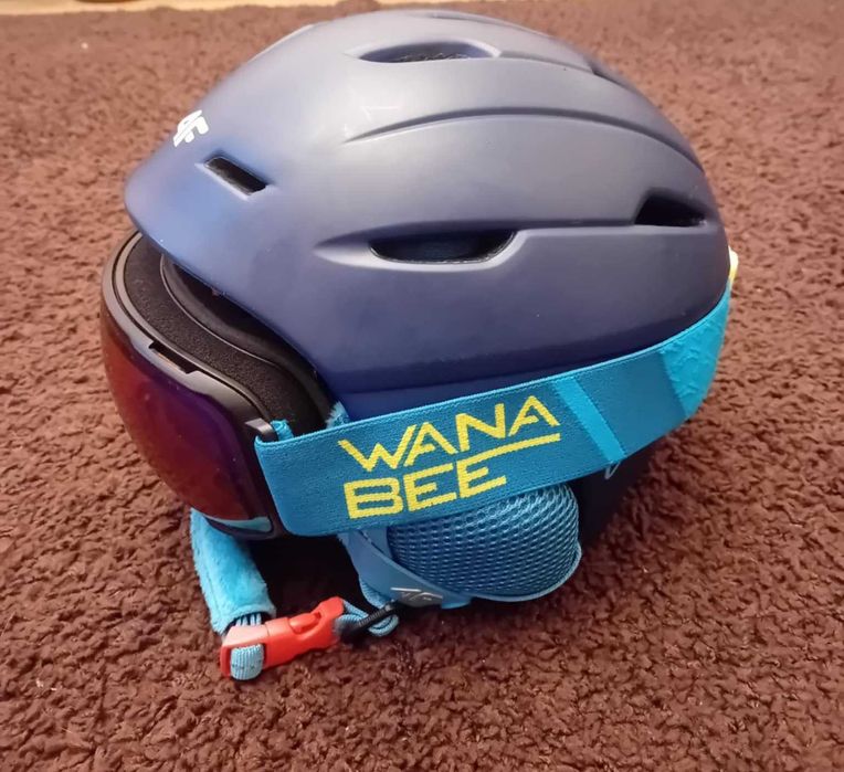 Kask narciarski 4F  r. M(55-58) + Gogle