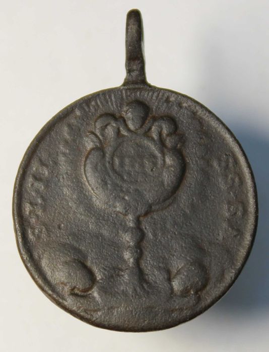 Medalhão peitoral católico antigo em bronze (amuleto) Lote 44