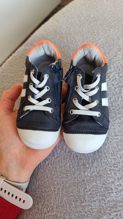 Buty dla chłopca rozmiar 20 wkładka 12,3cm