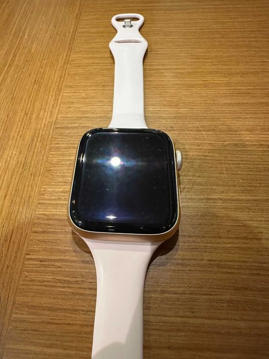 Apple Watch Series 6 (GPS) 44mm Gold Alumínio - Como Novo + Extras