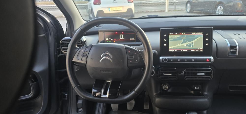 Citroen C4 Cactus 1.5 BlueHDi Shine Pack
