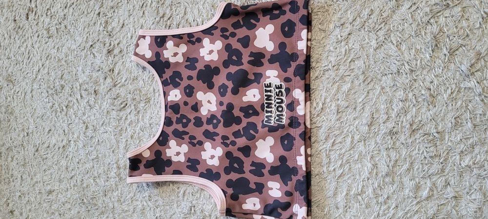 Top e legging marca zara