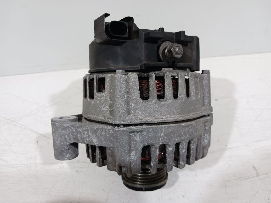 Alternador BMW X1 (E84)