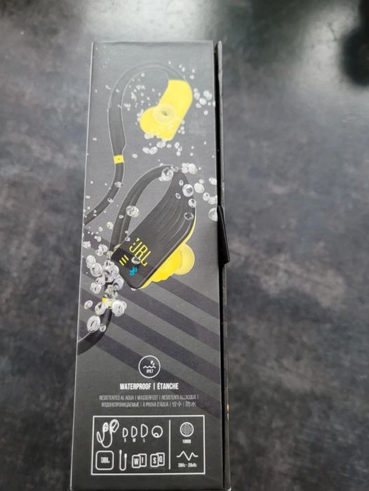 Słychawki do pływania biegania na siłownię