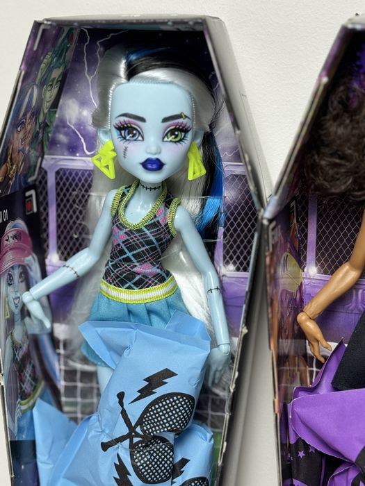 Монстер Хай Monster High Buried secrets Серія 4 – Виїзд на майданчик