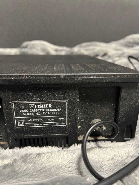 Відеомагнітофон Fisher FVH-U906