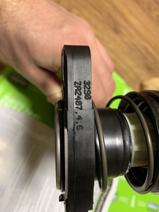 Выжимной подшибник сцепления