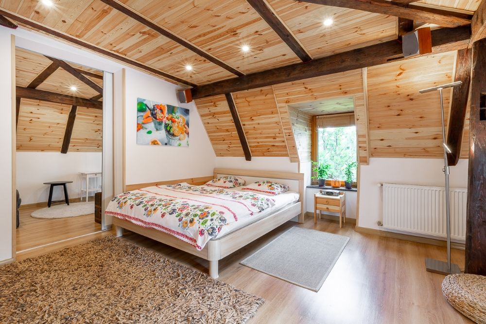 FERIE /WAKACJE itp Apartamenty/Pokoje ze śniadaniem-NOCLEGI w CENTRUM