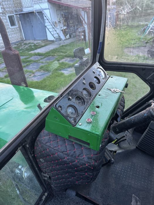 Продам мтз 80  1990