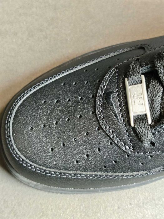 Buty Air force 1 supreme black R.44