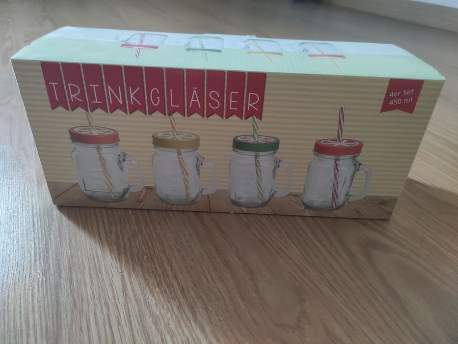 Canecas tropicais c/palhinhas Novas