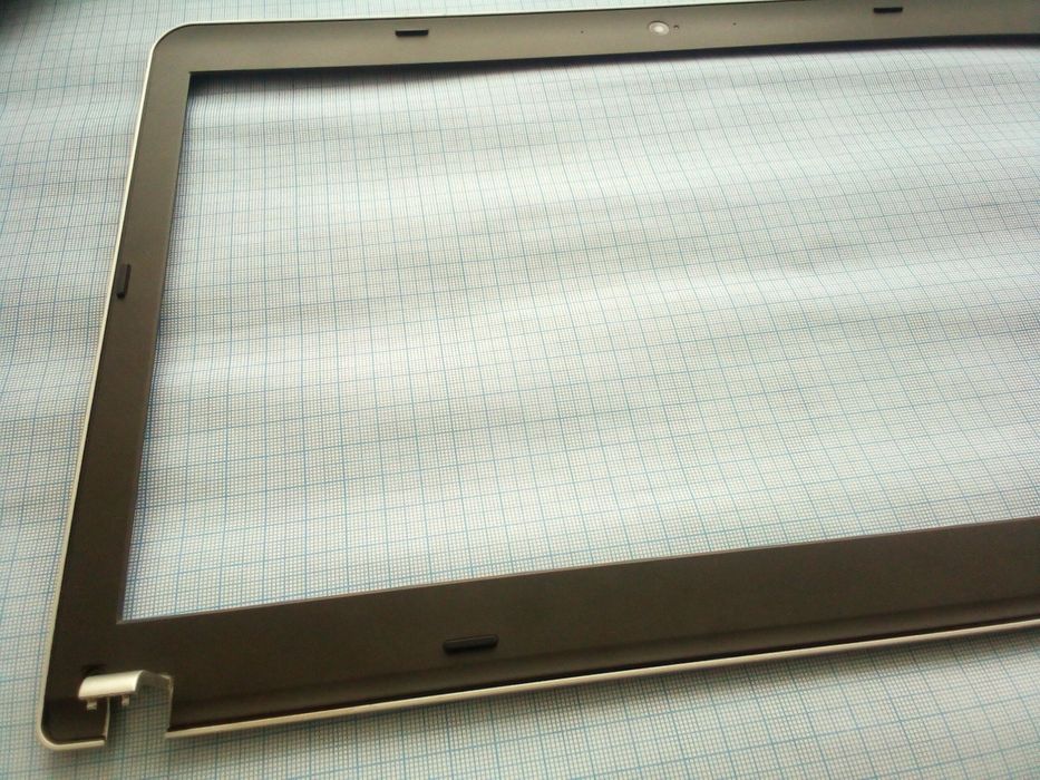 Рамка Lenovo ThinkPad E531 AP0SK000F00