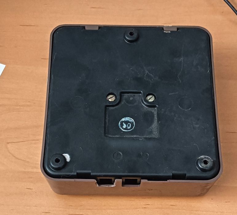 Caixa de ligação de telefone.