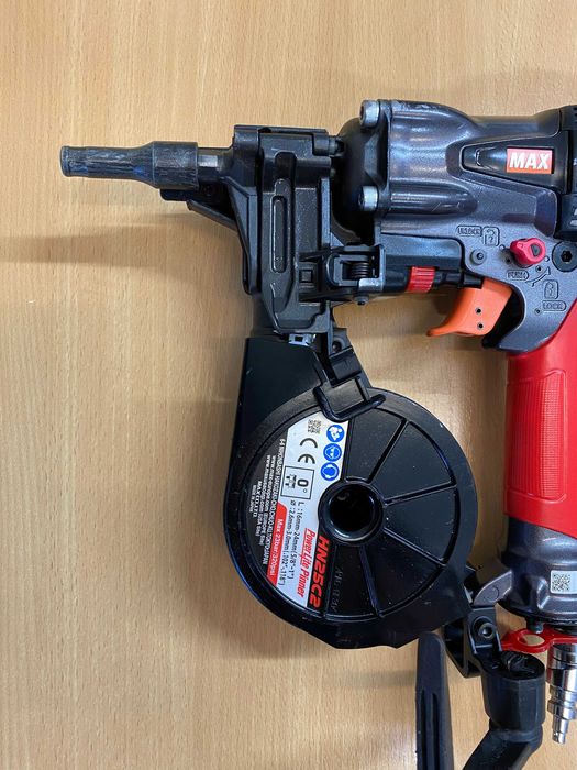 Gwozdziarka MAX HN25C2 gwoździarka bębnowa wysokociśnieniowa MAX HN25C2 PowerLite Pinner