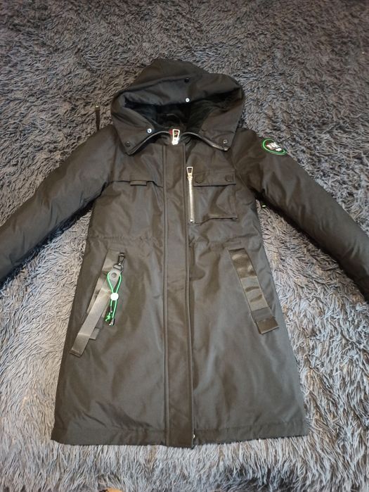 Зимова куртка  подовжена