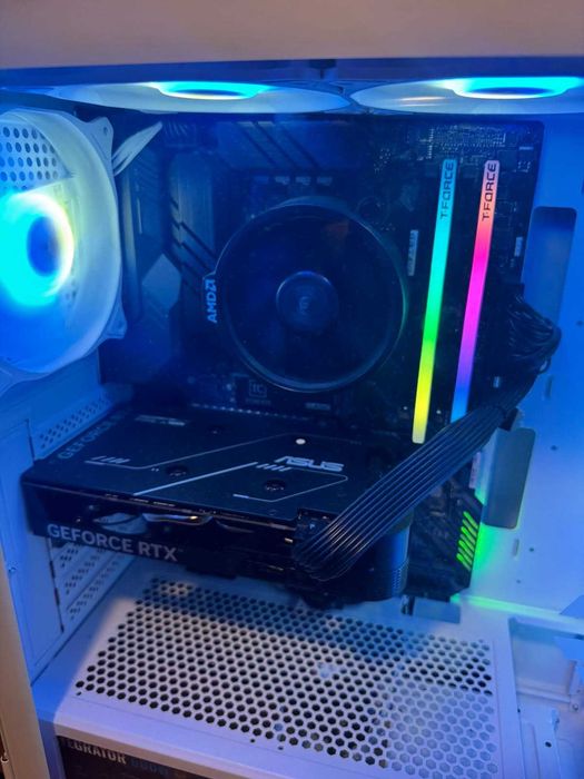 PC Gaming Ryzen 5 5600 | RTX 4060 Ti 8GB | 32GB RAM | SSD 954GB