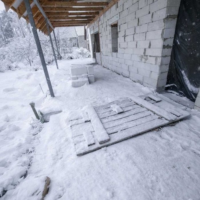 Практичний будинок в лісовій Бучі