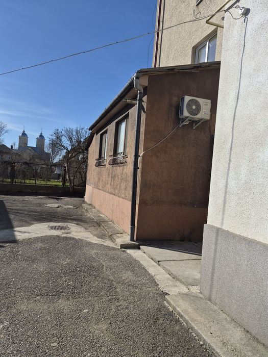 Продам затишну квартиру