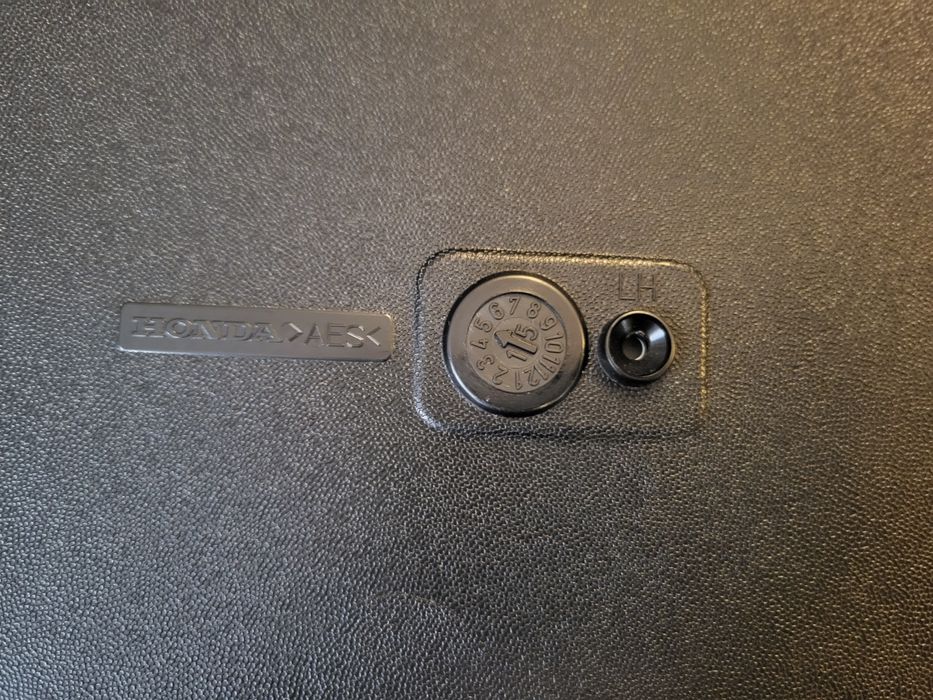 Honda Pokrywa Dzwiczki Klapa Kufer Box Lewy  81401-MER7600