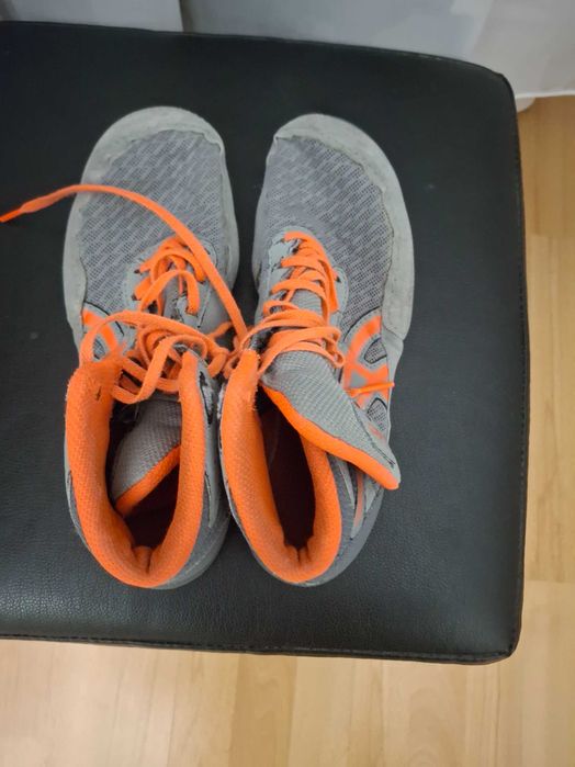 Buty zapaśnicze  firmy ASICS