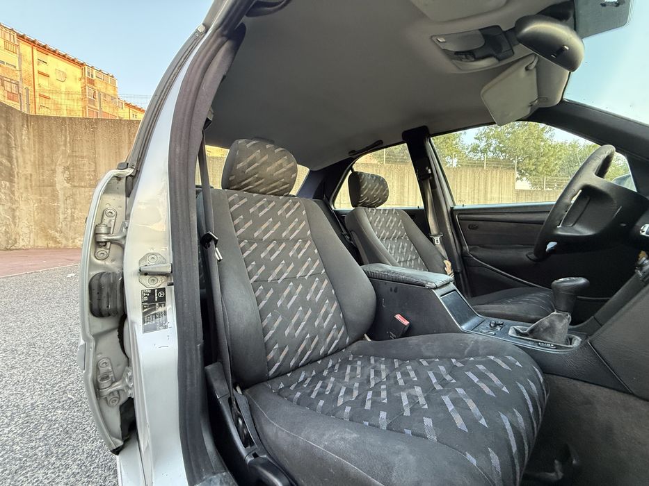 Mercedes-Benz C 200 — fotografia 10