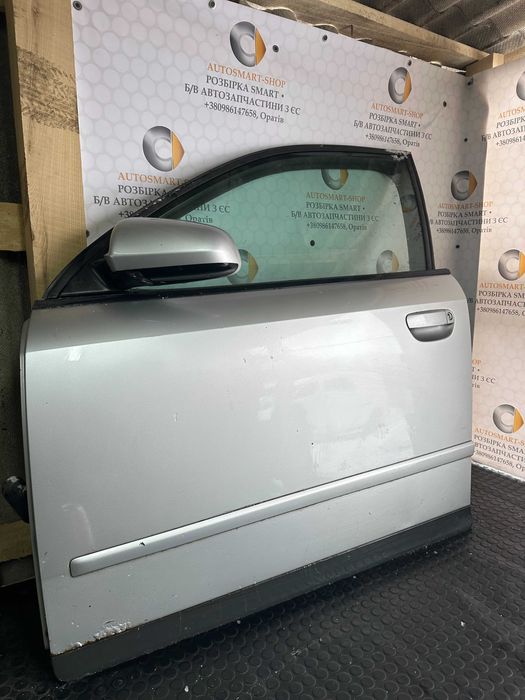 Ауді А4 B6 двері передні ліві в зборі