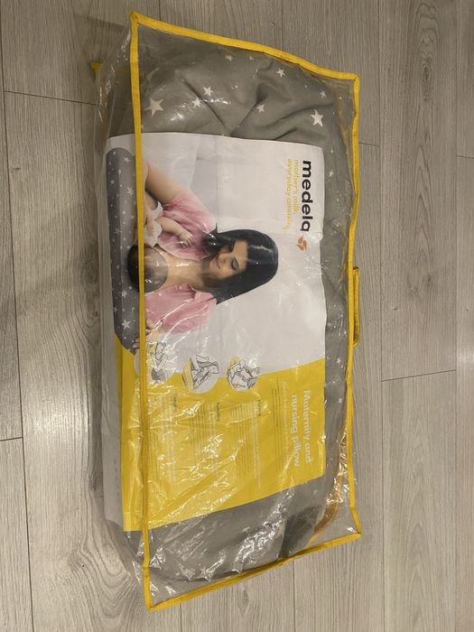 Poduszka ciażowa rogal i do karmienia Medela