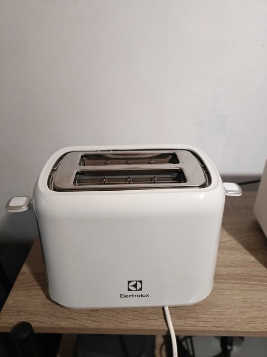 Тостер Electrolux