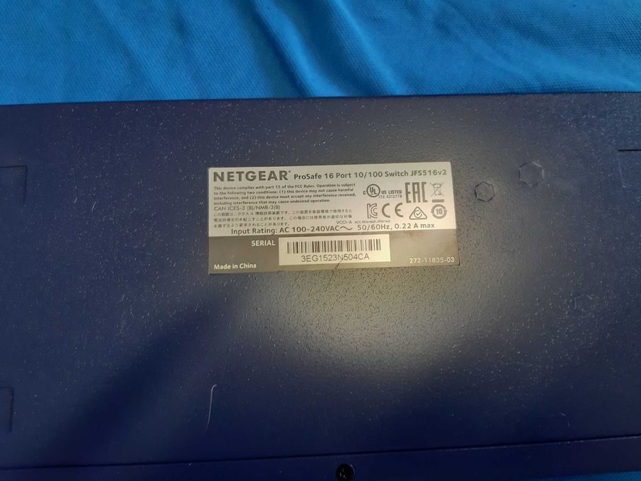 Switch Unmanaged Rack 16xGE - JGS516 UŻYWANY