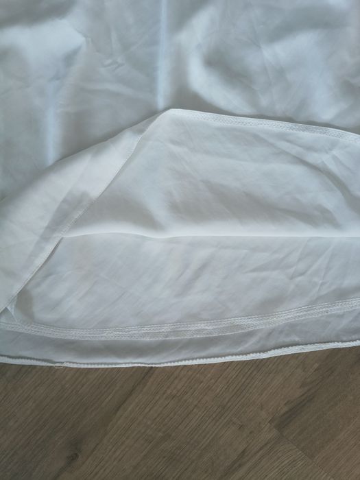 krótka spódniczka satynowa