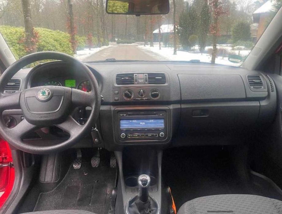 Skoda Fabia 1.2 diesel vermelha - estado perfeito