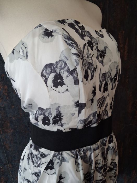 Elegancka sukienka casual modna wesele chrzciny komunia
