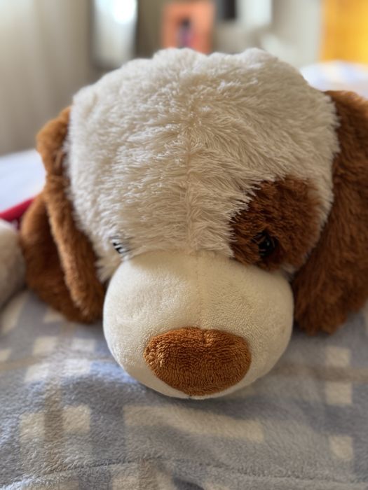 Lindo peluche, com revestimento muito fofo!