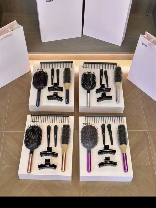 Преміальний подарунковий набір для волосся Dyson
