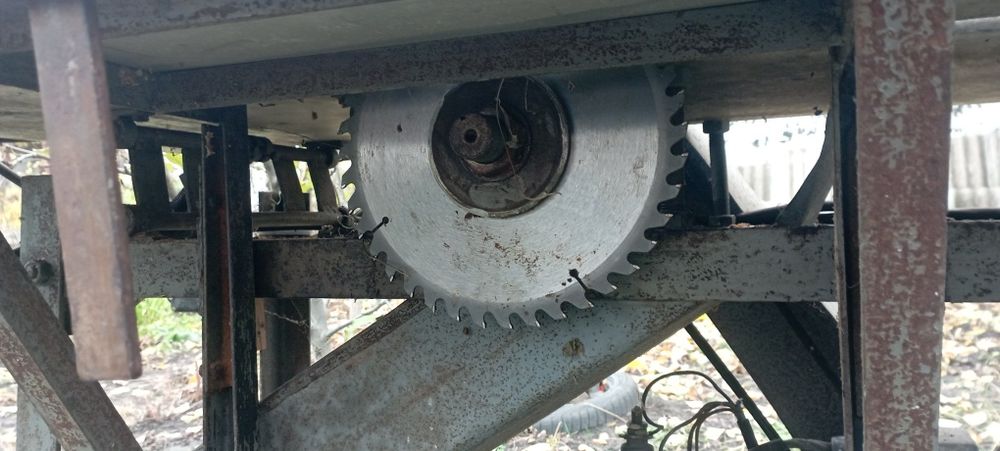 Деревообробний станок, рейсмусовий верстат, фуганок,