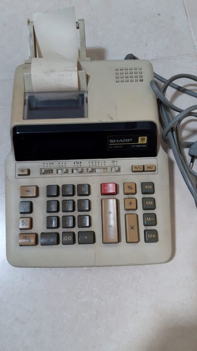 Calculadora antiga SHARP