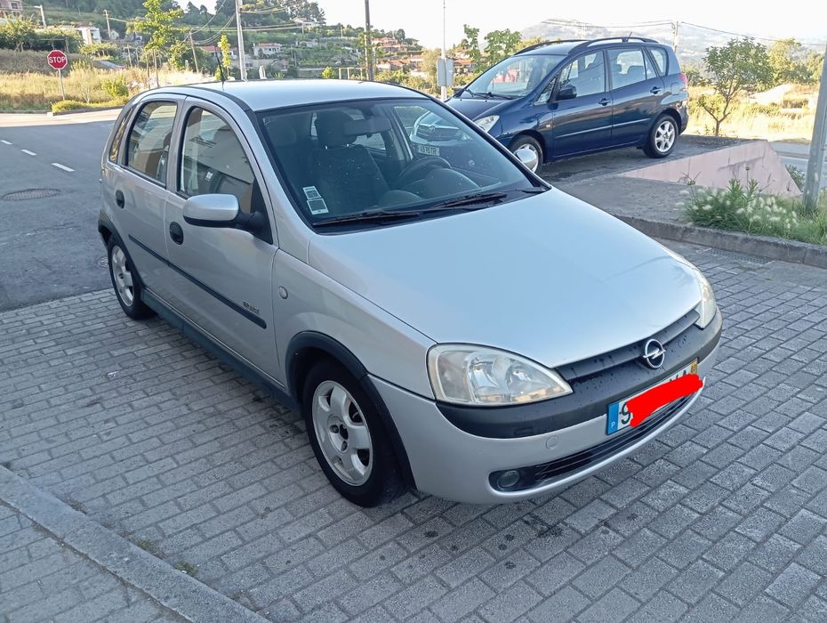 Opel corsa  1.2 CC. 130 mil kms reais 2003