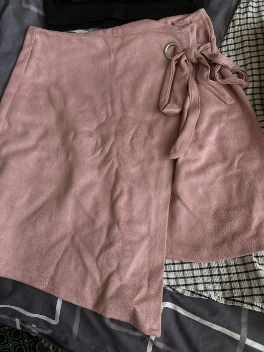 Віддам речі за 200 грн