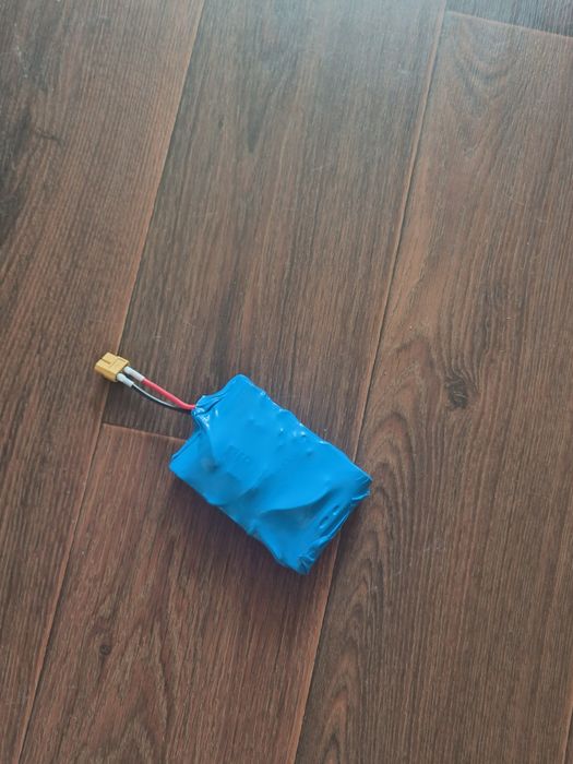 Тактичний додатковий акумулятор "Спарка" для збільшення часу польоту