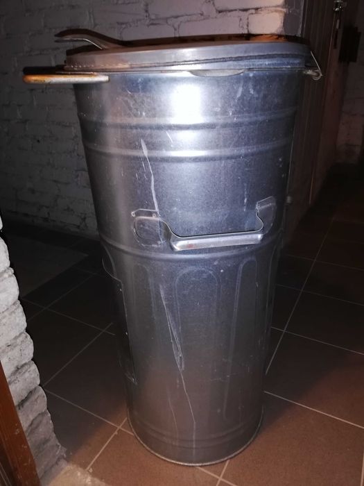 Pojemnik ocynkowany 110 litrów