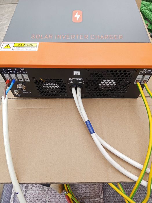 Гібридний інвертор з чистим синусом  Powmr 24v